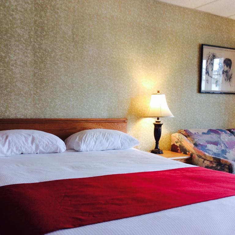 שרברוק Motel & Hotel La Paysanne מראה חיצוני תמונה